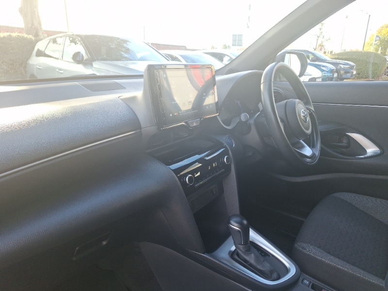 Used Toyota Yaris Cross 2022 for sale - 76414052: Photo 5