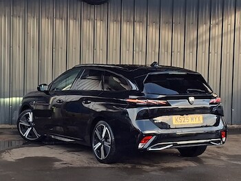 Used Peugeot 308 2025 for sale - 77912971: Photo