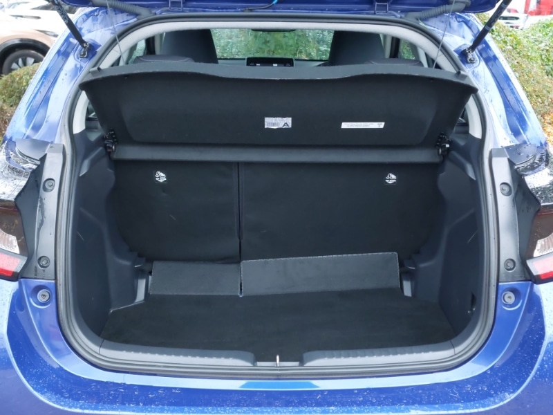 Used Toyota Yaris 2022 for sale - 76560681: Photo 8