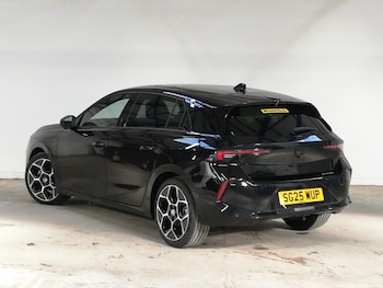 Used Vauxhall Astra 2025 for sale - 76212468: Photo 3