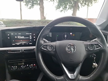 Used Vauxhall Mokka 2022 for sale - 76212409: Photo 2