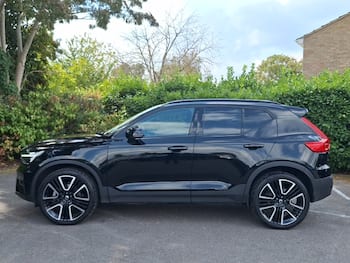 Used Volvo XC40 2025 for sale - 79638217: Photo