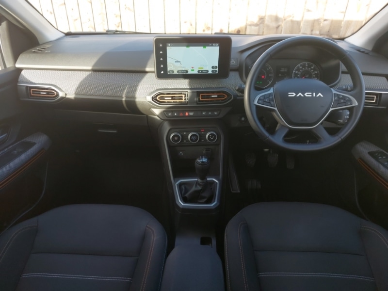 Used Dacia Sandero Stepway 2023 for sale - 77380282: Photo 2