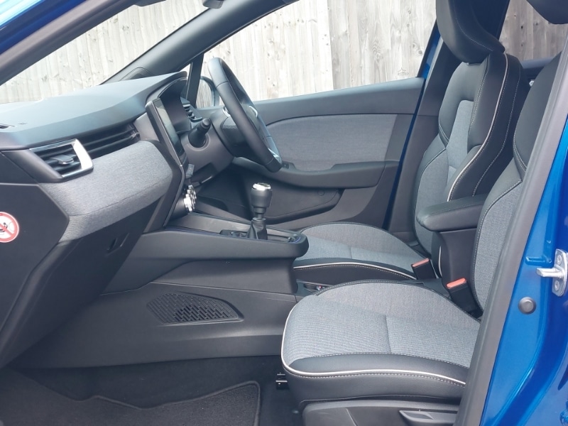 Used Renault Clio 2024 for sale - 77316345: Photo 5