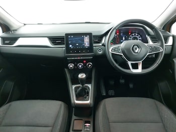 Used Renault Captur 2022 for sale - 76446204: Photo