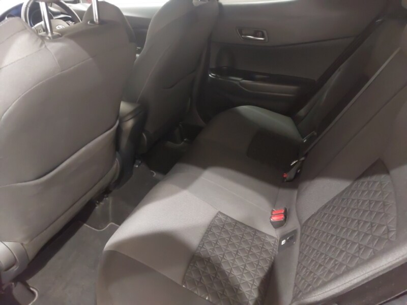 Used Toyota C-HR 2021 for sale - 76721322: Photo 6