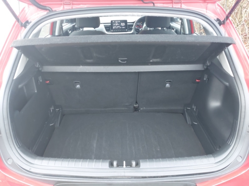 Used Kia Stonic 2023 for sale - 78032419: Photo 8