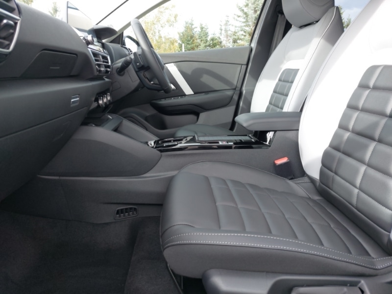 Used Citroen C4 2025 for sale - 76688288: Photo 5