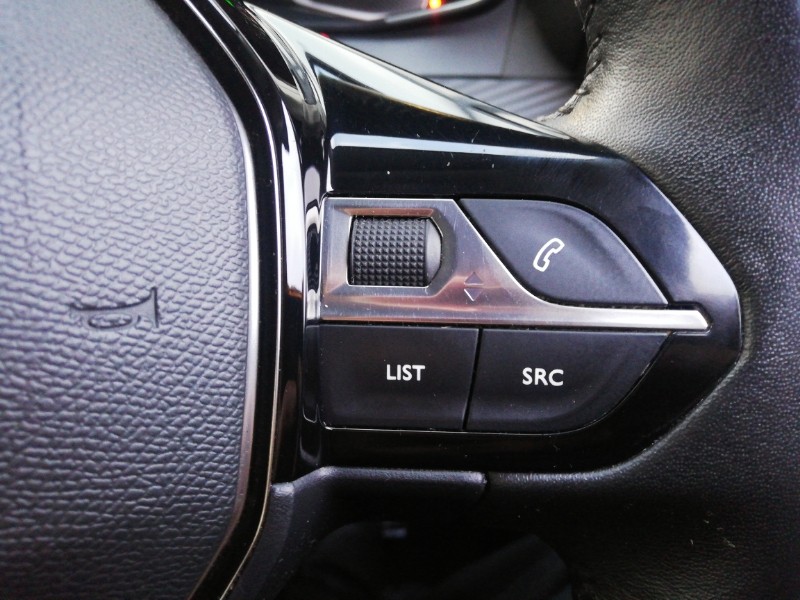 Used Peugeot 208 2022 for sale - 76656875: Photo 11