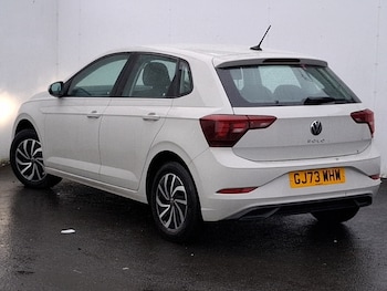 Used Volkswagen Polo 2023 for sale - 77202176: Photo