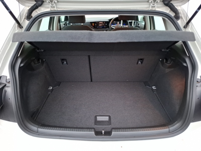 Used Volkswagen Polo 2023 for sale - 77202176: Photo 8