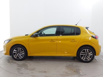 Used Peugeot 208 2023 for sale - 77652504: Photo