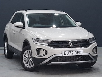 Used Volkswagen T-Roc 2023 for sale - 78643236: Photo