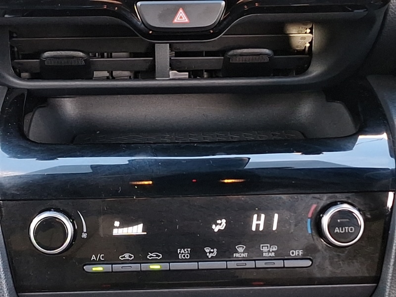 Used Toyota Yaris Cross 2022 for sale - 76970810: Photo 11