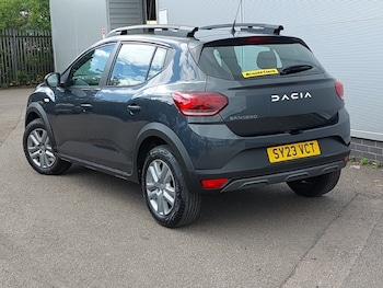Used Dacia Sandero Stepway 2023 for sale - 79591807: Photo