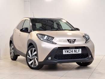 2024 - 1.0 VVT-i Edge 5dr [Parking]