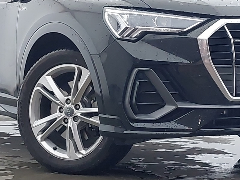 Used Audi Q3 2019 for sale - 76583979: Photo 9