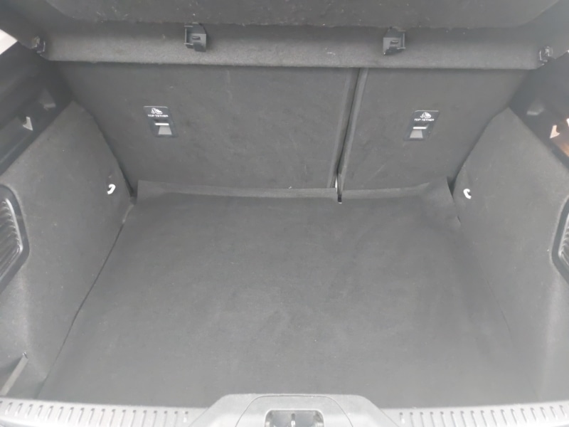 Used Ford Focus 2023 for sale - 77923996: Photo 8