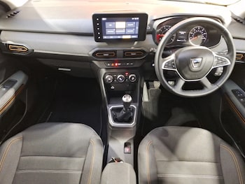 Used Dacia Sandero Stepway 2022 for sale - 77597341: Photo