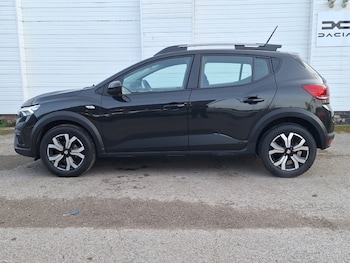 Used Dacia Sandero Stepway 2022 for sale - 77597341: Photo