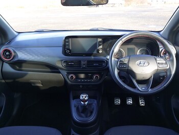 Used Hyundai i10 2021 for sale - 77495579: Photo