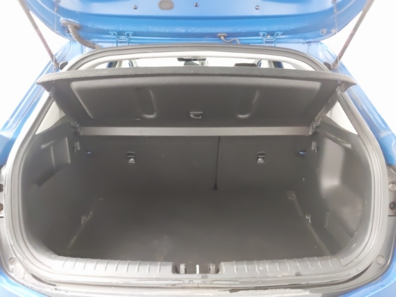 Used Kia Stonic 2022 for sale - 76770794: Photo 8