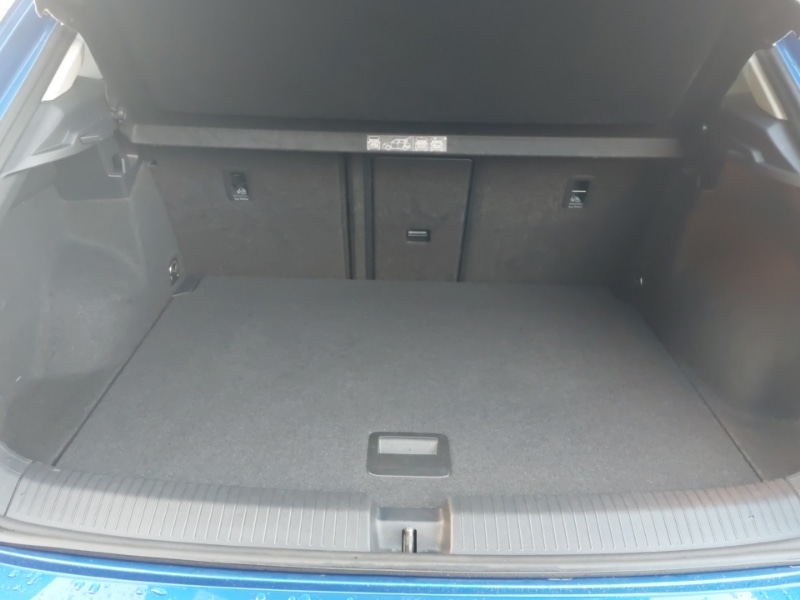 Used Volkswagen T-Roc 2020 for sale - 76925827: Photo 8