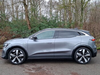 Used Renault Megane E Tech 2024 for sale - 77325503: Photo