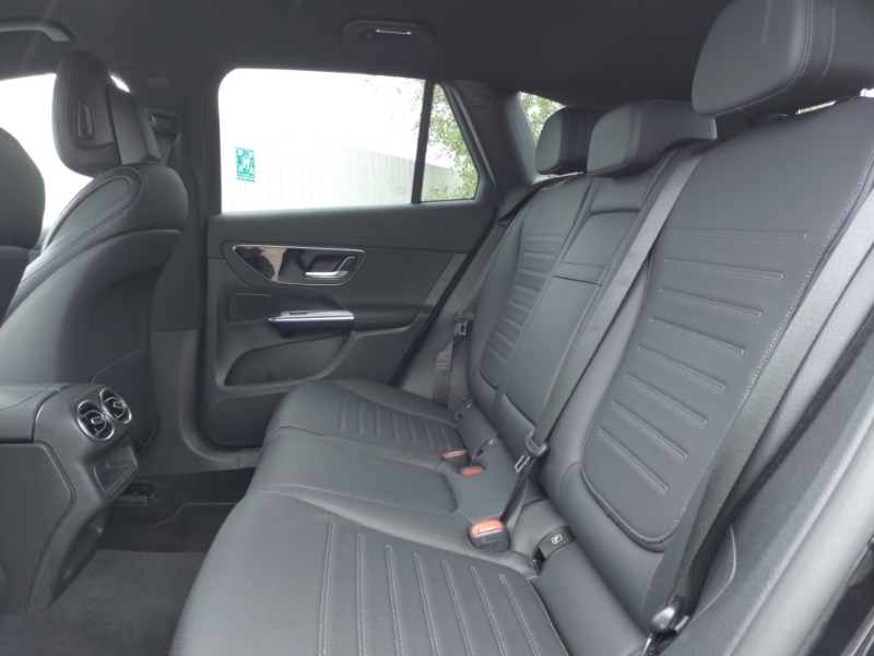 Used Mercedes-Benz GLC 2024 for sale - 76049341: Photo 12