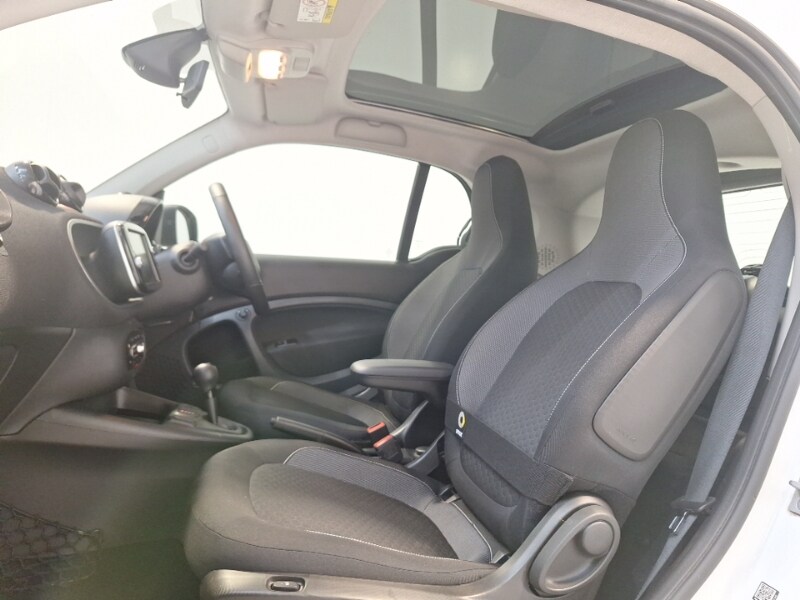 Used smart fortwo 2022 for sale - 77876463: Photo 6