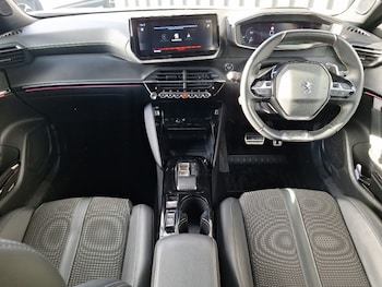 Used Peugeot 2008 2023 for sale - 77003910: Photo