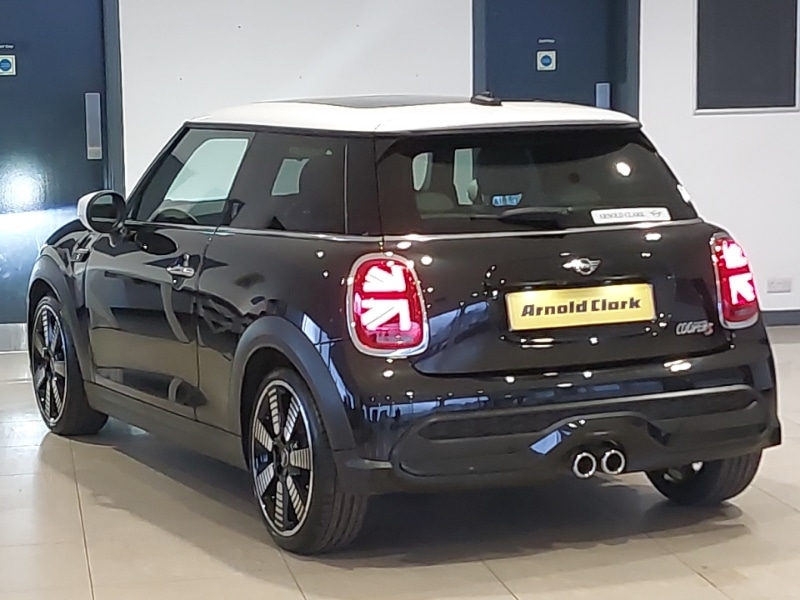 Used MINI Hatch 2023 for sale - 76560701: Photo 3