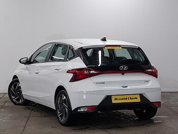 Used Hyundai i20 2023 for sale - 78014048: Photo