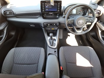 Used Toyota Yaris 2023 for sale - 79223483: Photo