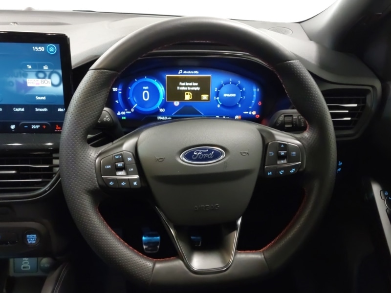 Used Ford Focus 2022 for sale - 76975237: Photo 10