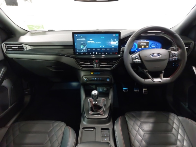 Used Ford Focus 2022 for sale - 76975237: Photo 2