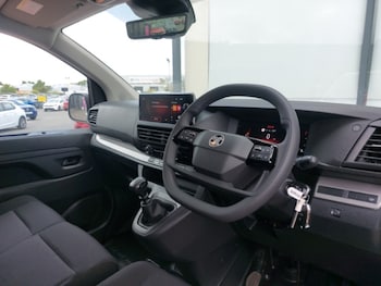 Used Vauxhall Vivaro 2024 for sale - 75686515: Photo
