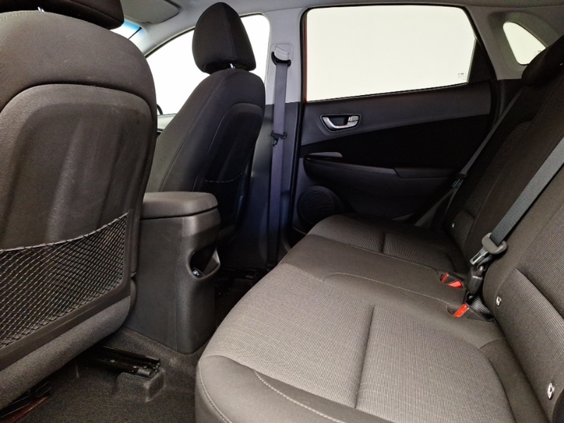 Used Hyundai KONA 2022 for sale - 76575758: Photo 6