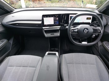 Used Renault Megane E Tech 2022 for sale - 77449070: Photo