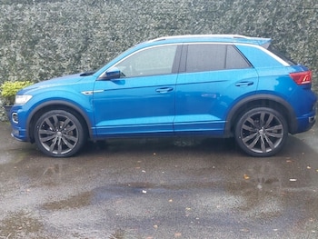 Used Volkswagen T-Roc 2021 for sale - 76544212: Photo