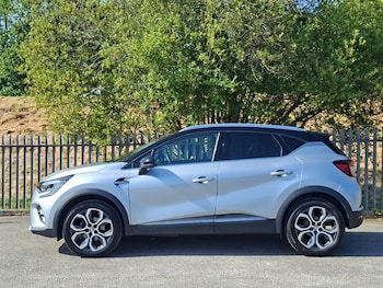 Used Renault Captur 2022 for sale - 78998637: Photo