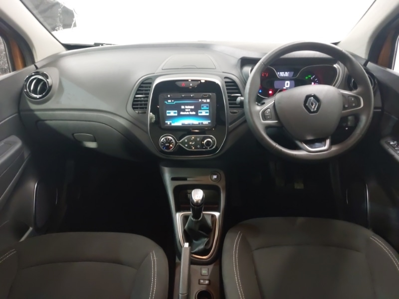 Used Renault Captur 2020 for sale - 77876257: Photo 2