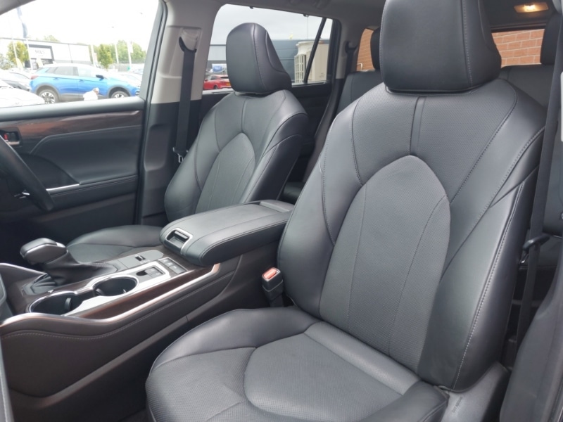 Used Toyota Highlander 2022 for sale - 77010907: Photo 12