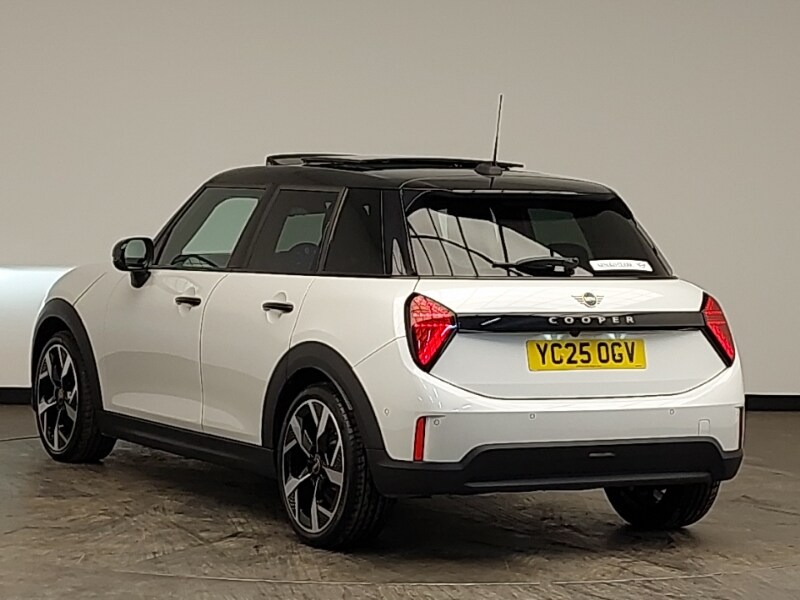 Used MINI Cooper 2025 for sale - 77876928: Photo 3