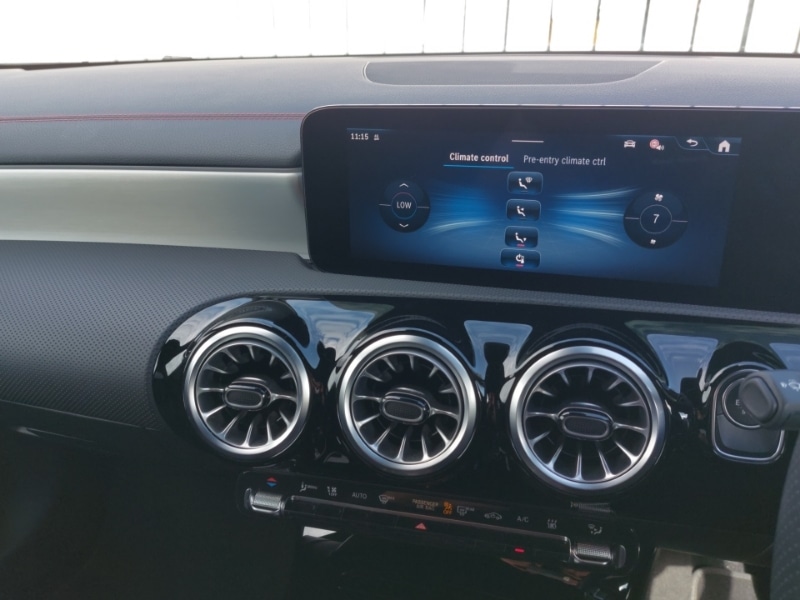 Used Mercedes-Benz CLA 2024 for sale - 76578629: Photo 9