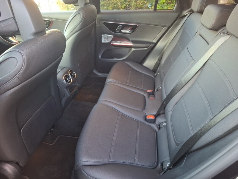 Used Mercedes-Benz GLC 2024 for sale - 76932589: Photo 6