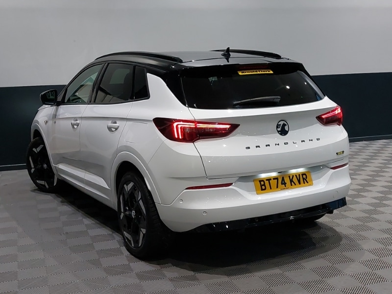 Used Vauxhall Grandland 2024 for sale - 76928797: Photo 3