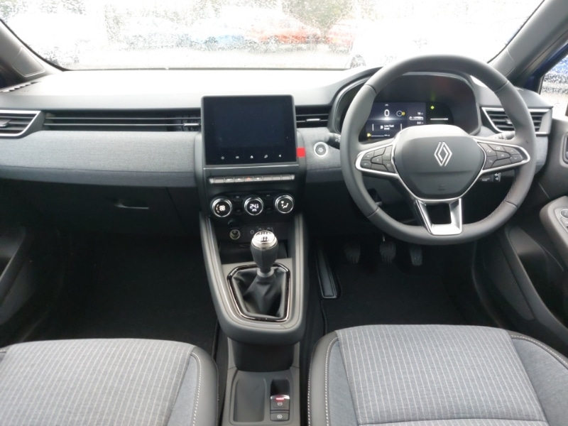 Used Renault Clio 2025 for sale - 76842539: Photo 2