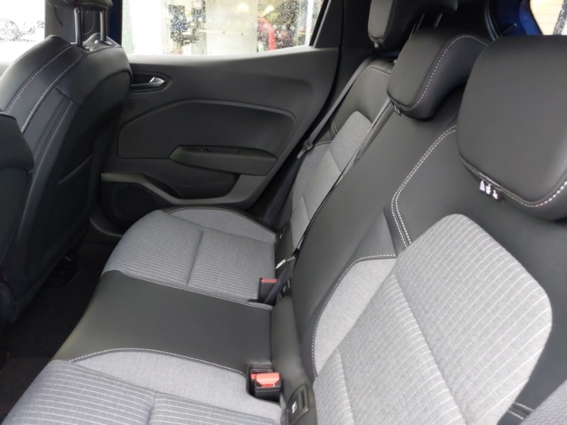 Used Renault Clio 2025 for sale - 76842539: Photo 6