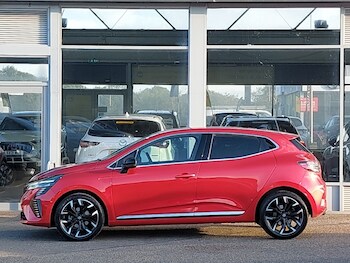 Used Renault Clio 2024 for sale - 77330060: Photo